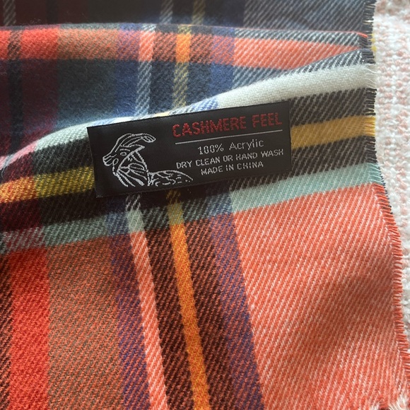 Red Plaid Scarf with Tassels - Picture 3 of 4
